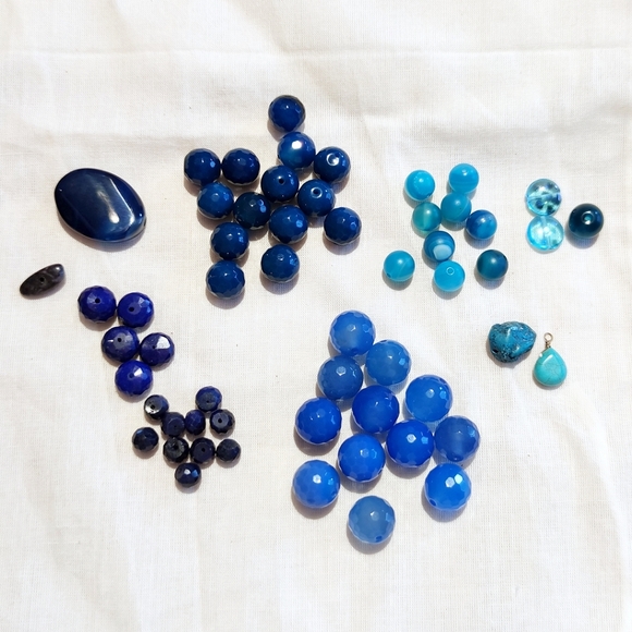 Bead destash, loose beads for jewelry making, mixed semiprecious glass metal - Picture 2 of 12